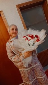 “آلاء خليفة: أكتب لأنني أريد أن أُشعل شمعة في قلوب الآخرين”