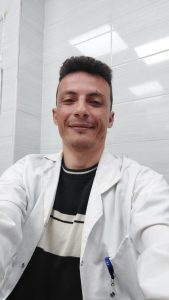 بين الطب والتلاوة: الطبيب محمد علي الحسيني يحاور مجلة الرجوة الأدبية